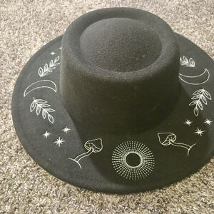 Hot Topic Witchy Hat